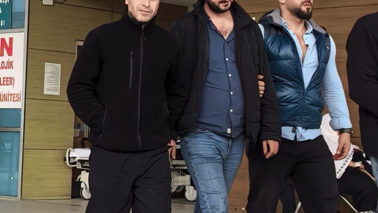 Bursa’da narko ekipleri uyuşturucu tacirlerini suçüstü yakaladı
