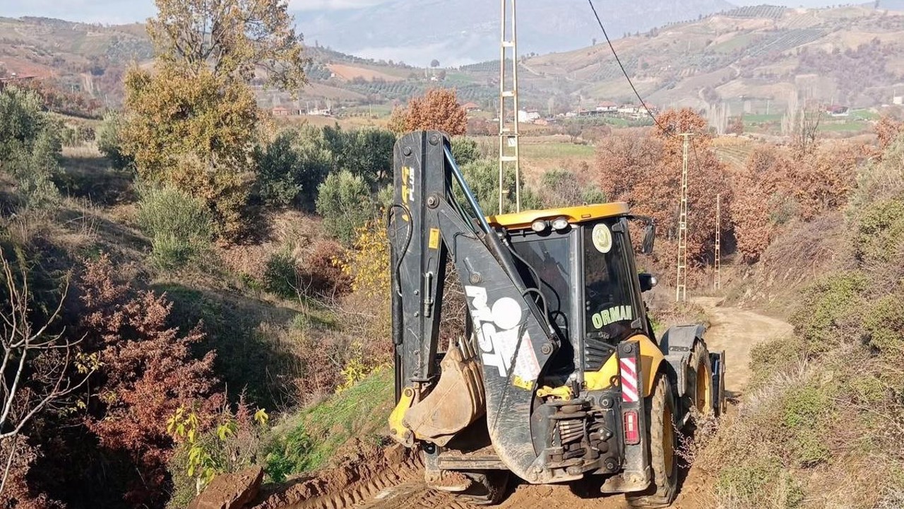 Sarıgöl’de ova yolları düzenleniyor
