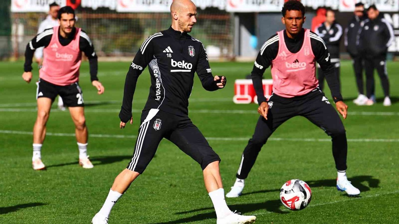 Beşiktaş’ta Trabzonspor maçı hazırlıkları devam etti
