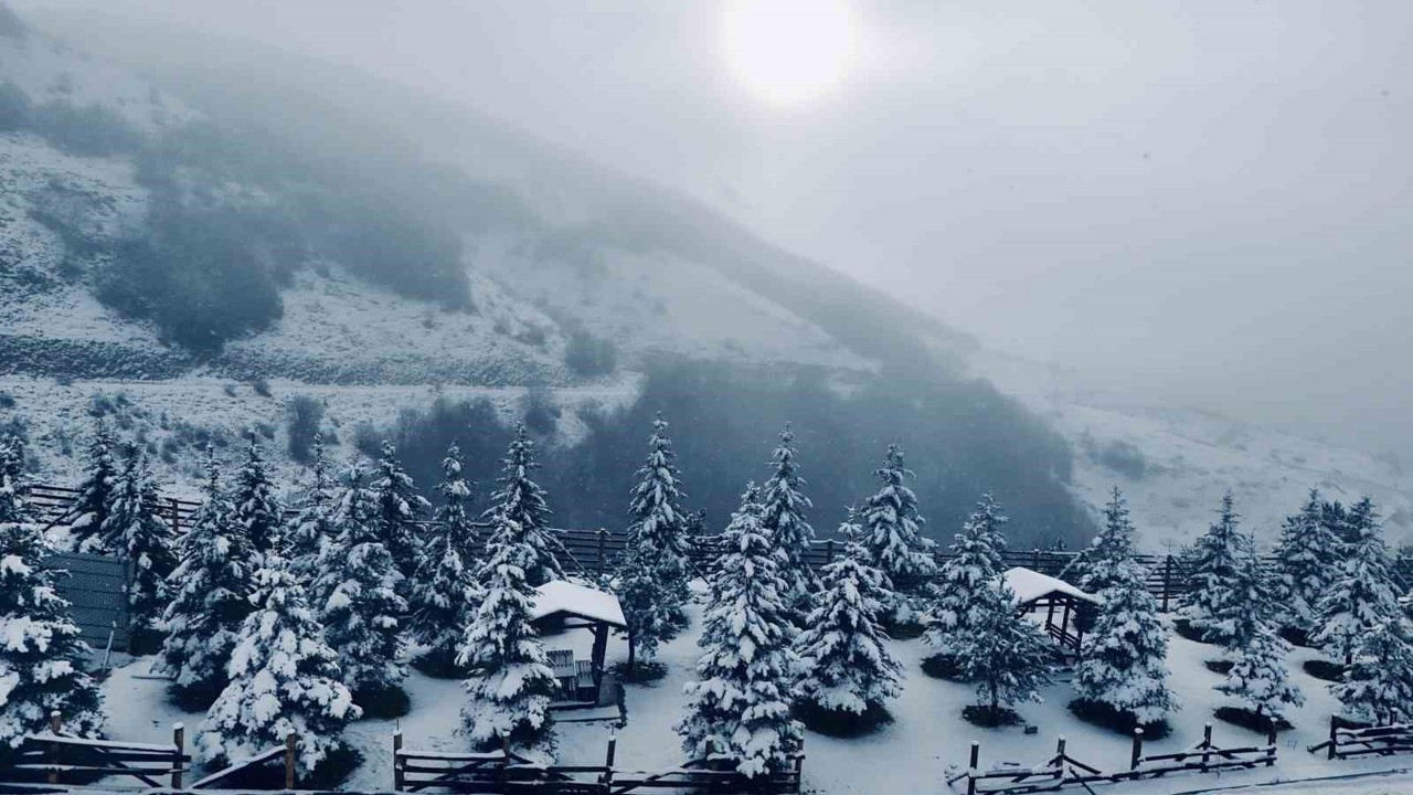 Ladik Akdağ beyaz gelinliğini giydi
