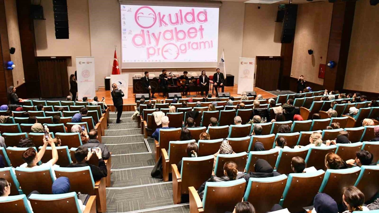 Okulda diyabet konferansı düzenlendi
