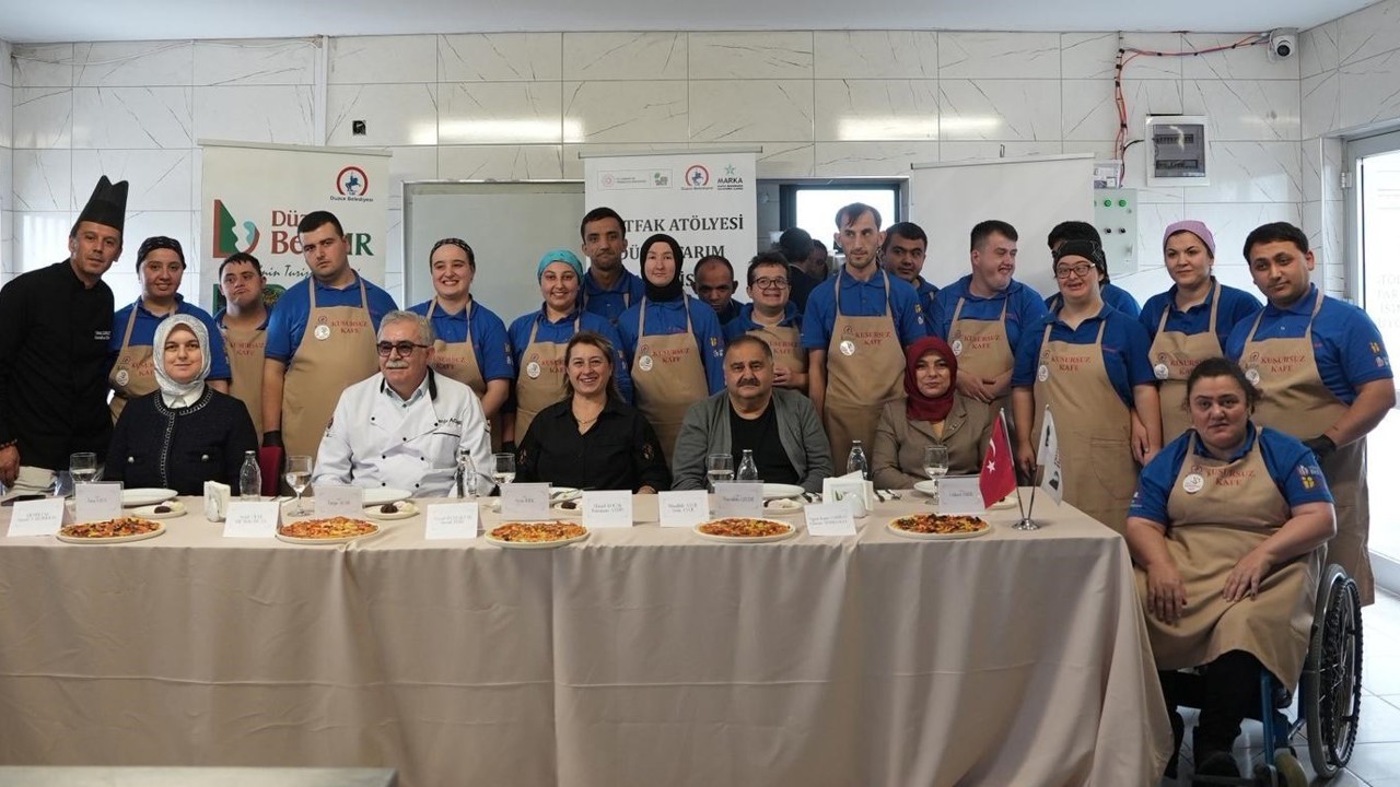 Akademide kusursuz rekabet
