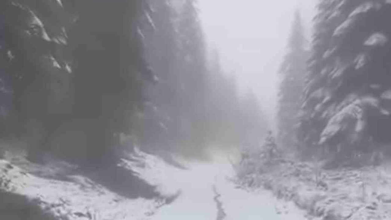 Karabük’ün yüksek kesimlerinde kar yağışı devam ediyor
