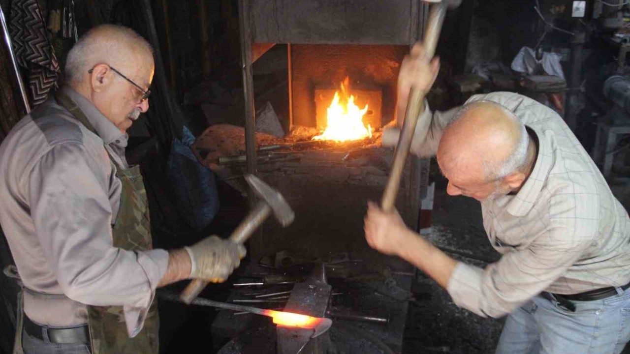 2 asırdır aynı ailenin sürdürdüğü meslek, yok olma tehlikesi ile karşı karşıya
