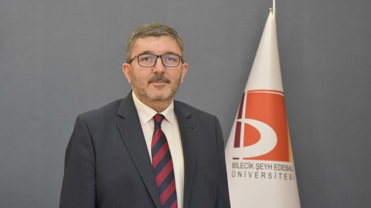 BŞEÜ’de eğitim programında ilk sertifikalar verildi
