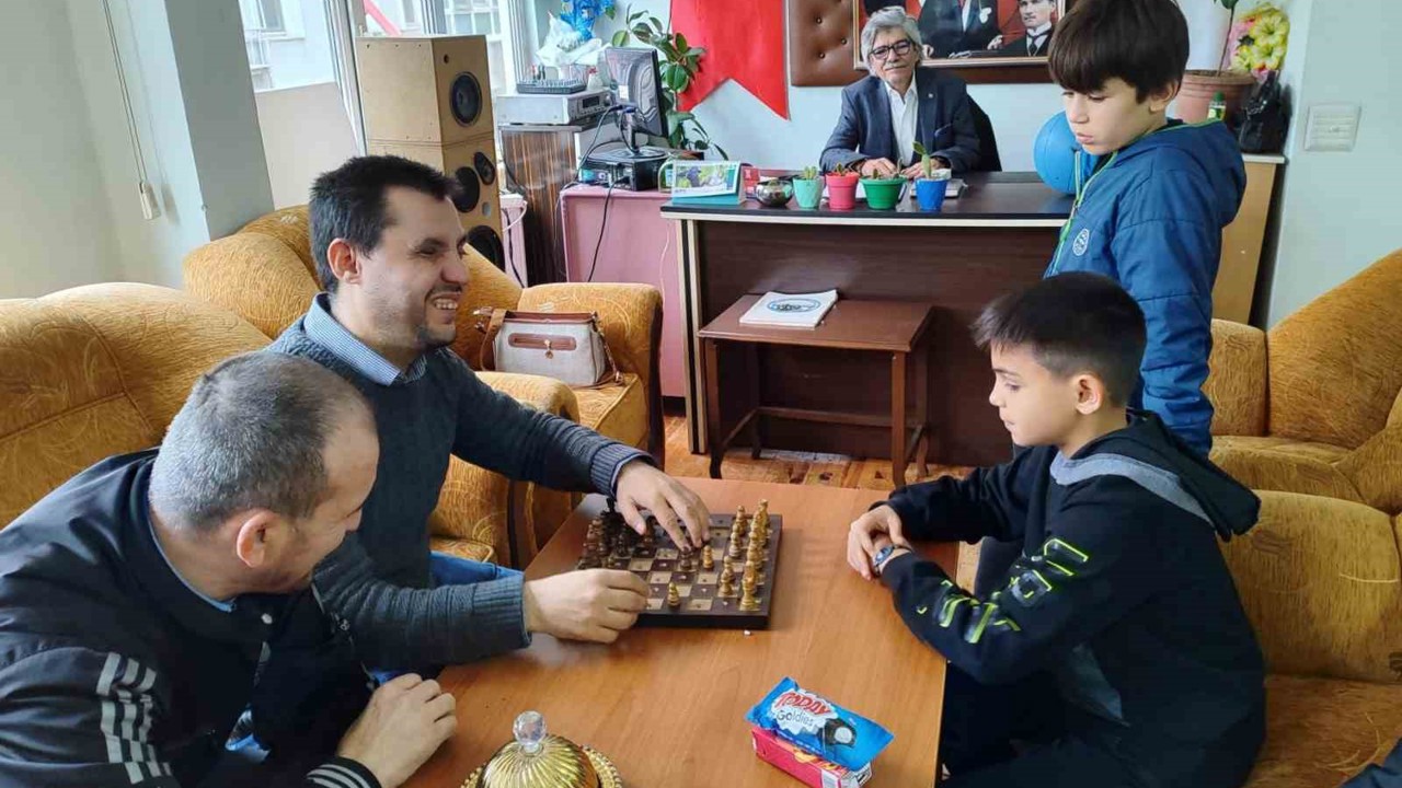 Görme engellilerle empati köprüsü kuruldu
