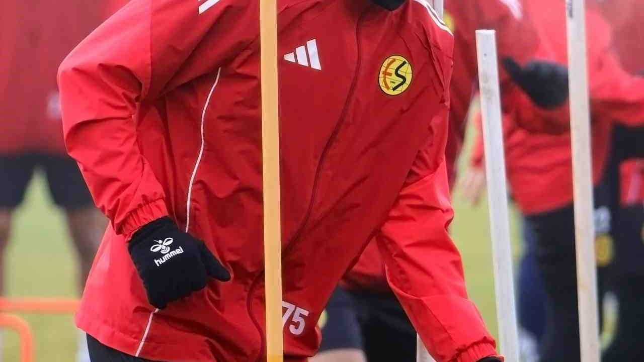 Eskişehirspor, Kütahyaspor maçı için hazırlıkları tamamladı
