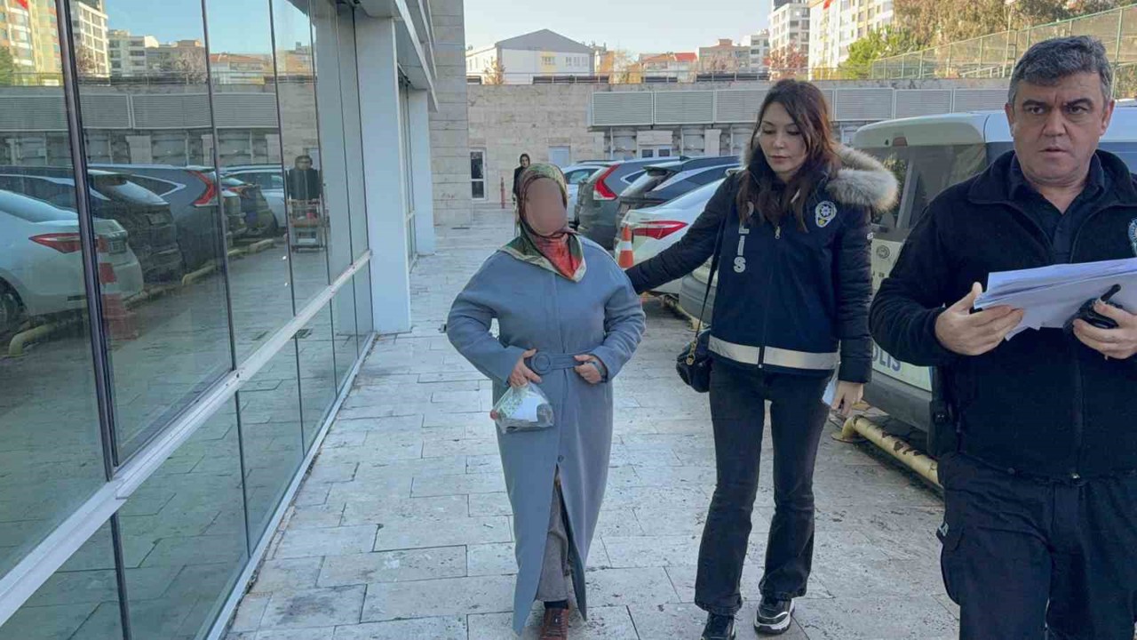 Otomobilin çarptığı yaşlı adam hayatını kaybetti
