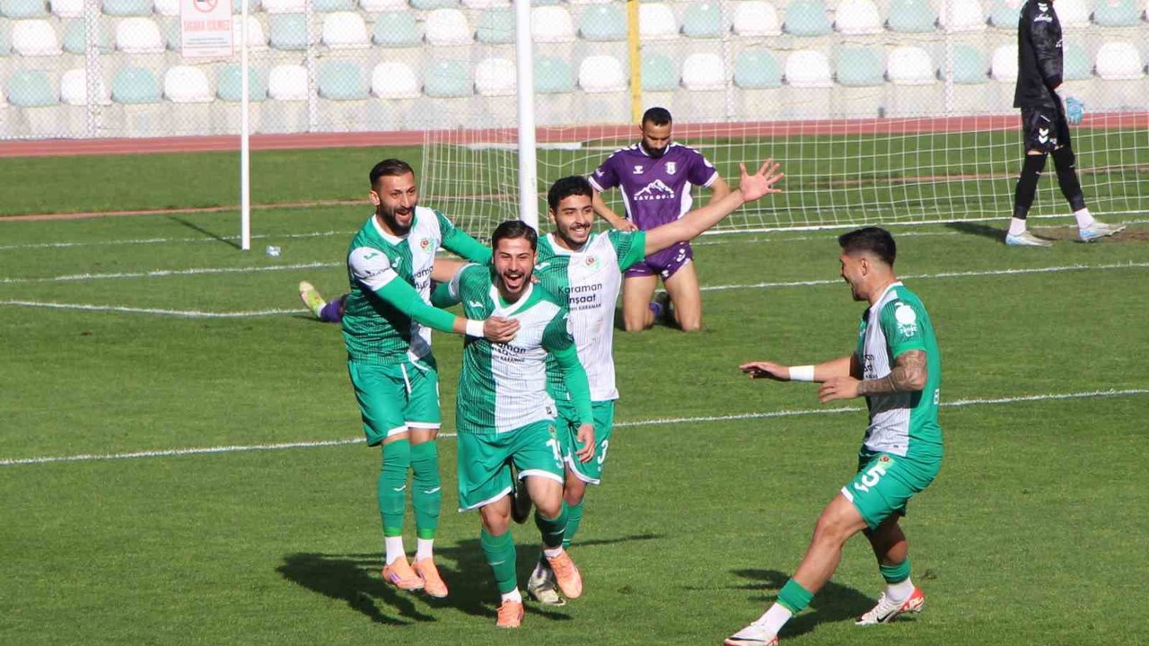 TFF 3. Lig: Amasyaspor: 3 - Artvin Hopaspor: 2
