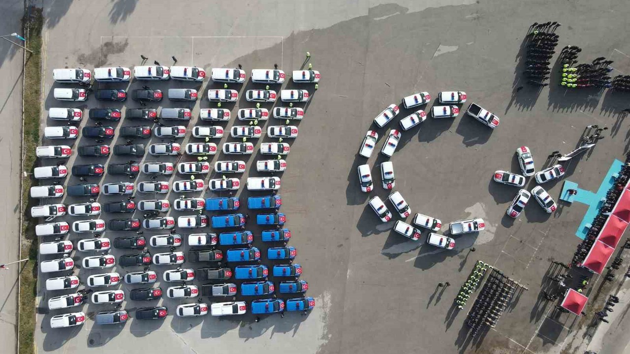 Çorum’da jandarma ve emniyete tahsis edilen 123 yeni araç törenle teslim edildi
