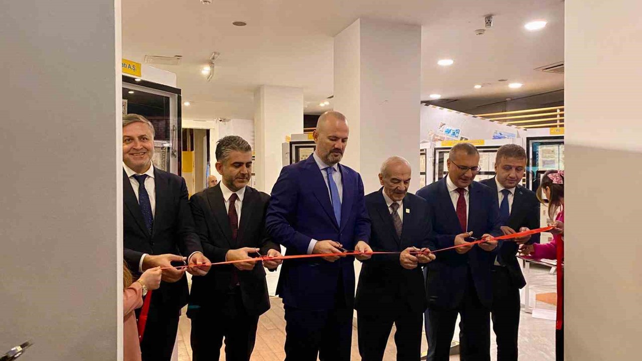 Pul Müzesinde "PTT 185 Yaşında Pul Sergisi"
