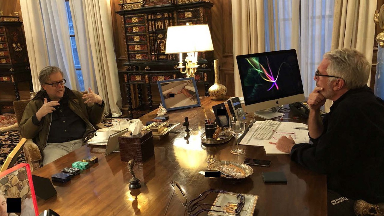 ABD Başkanı Trump’ın cinsel istismar suçlusu Epstein dosyasında yer alan yeni fotoğrafları yayınlandı
