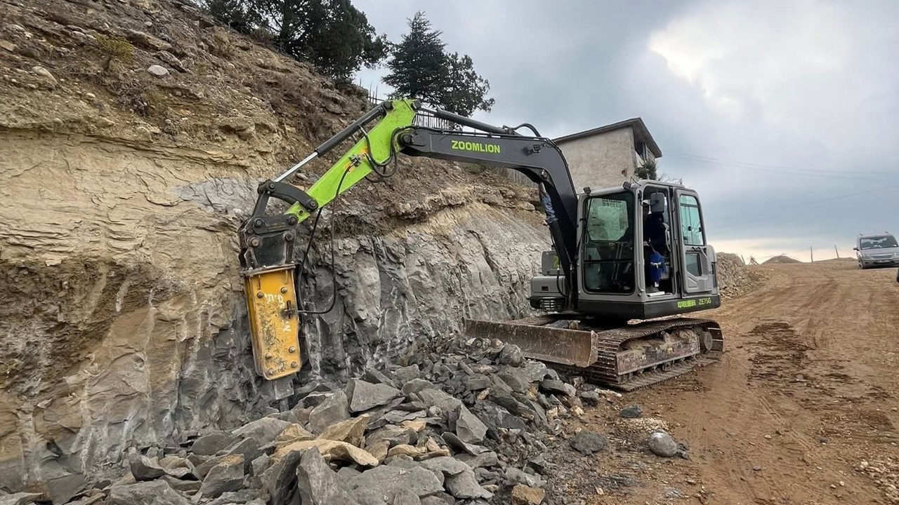 Başkan Özen:" Ulaşımda sorun yaşanmaması için çalışmalarımızı sürdürüyoruz"
