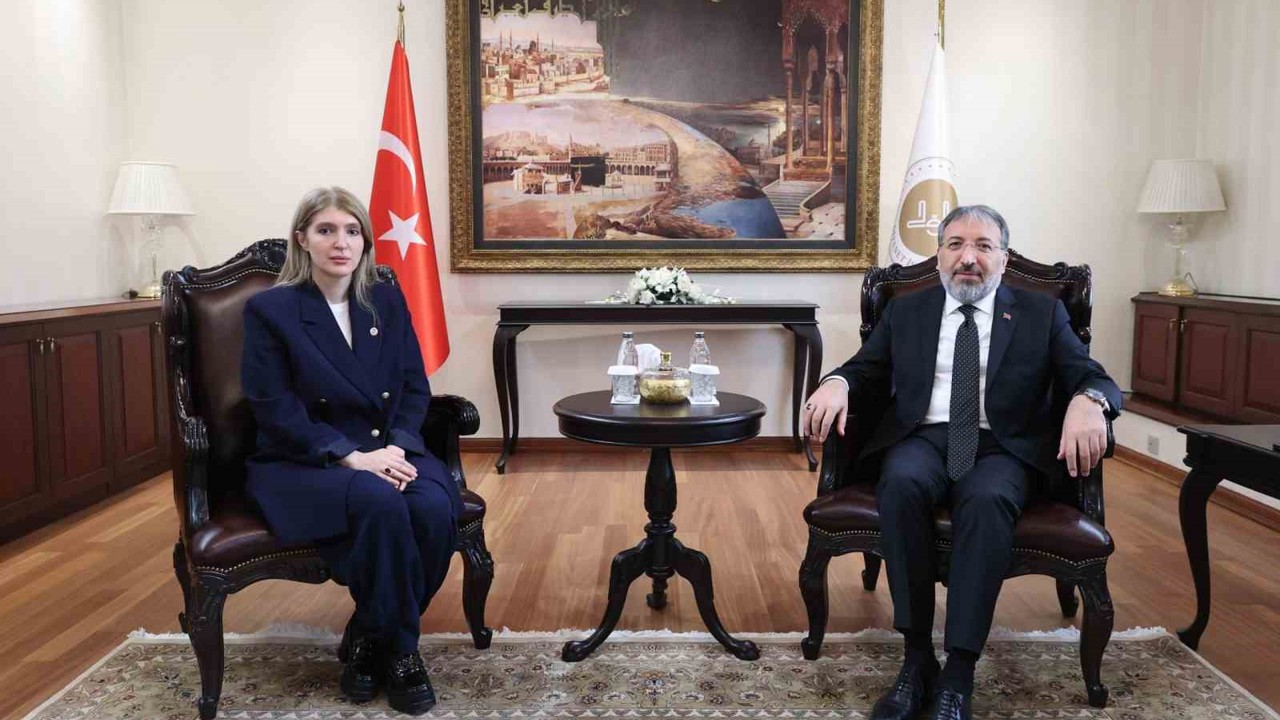 AK Parti Malatya Milletvekili İnanç Siraç Kara Ölmeztoprak, Diyanet İşleri Başka