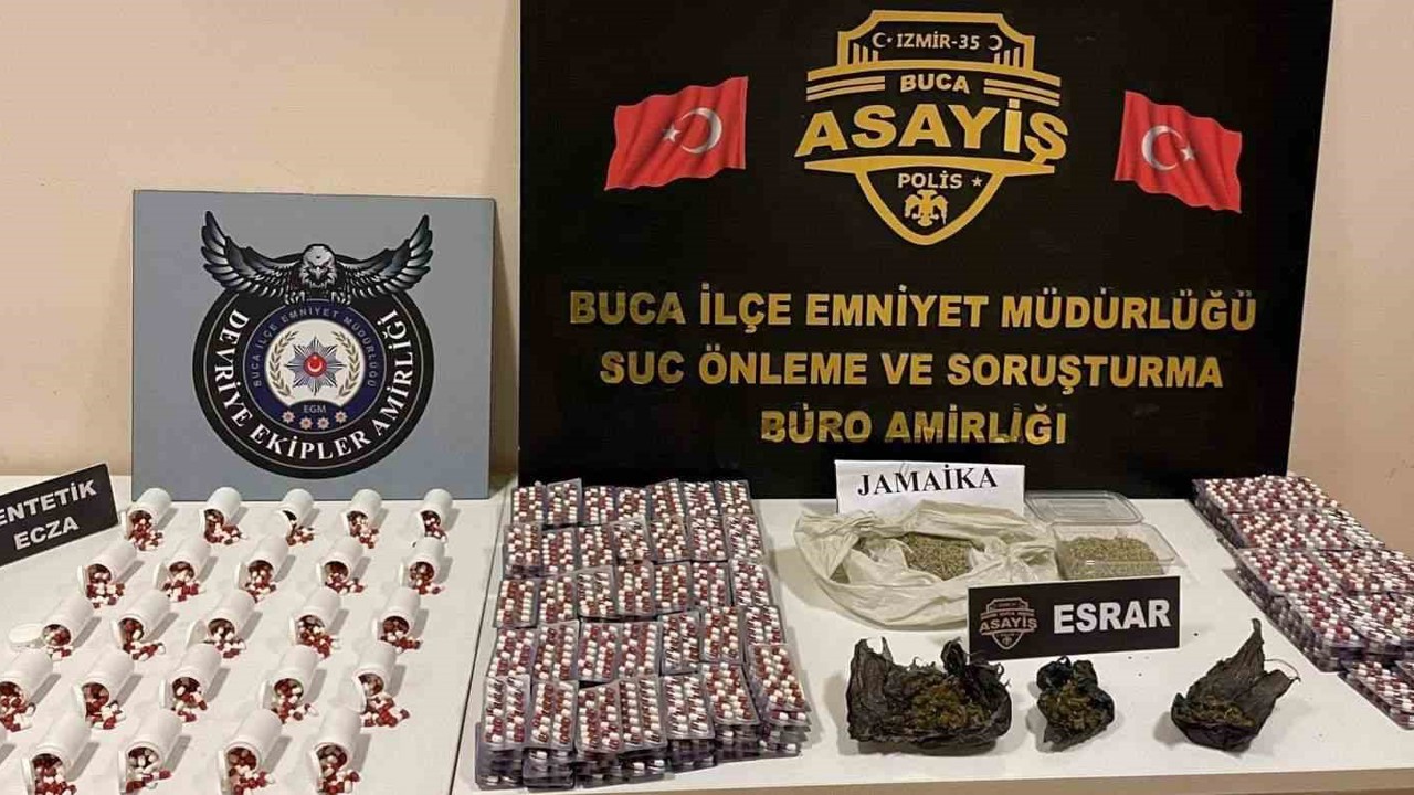 İzmir’de uyuşturucu satıcısına operasyon: 5 binden fazla hapla yakalandı

