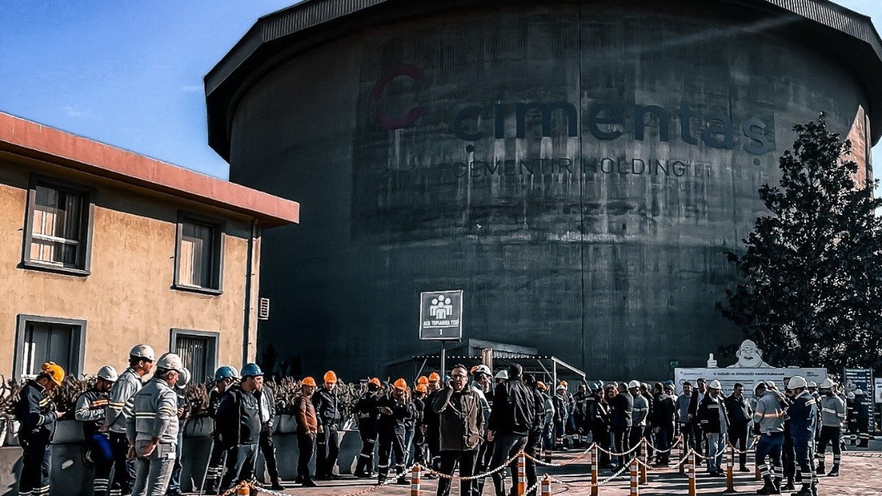 Çimento fabrikasında yangın tatbikatı
