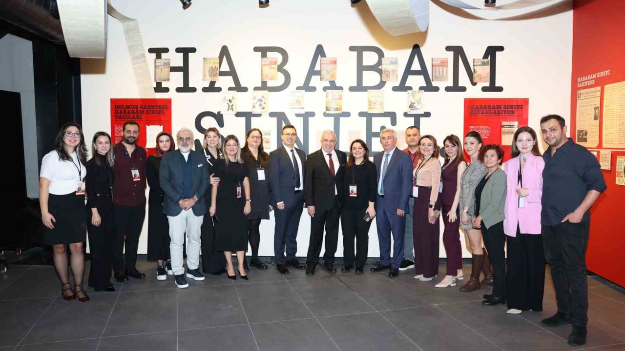 "Çocukluktan Sınıfa, Sınıftan Hayata Rıfat Ilgaz Sempozyumu" başladı
