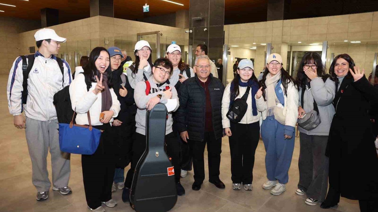 Başkan Büyükkılıç müjdeyi verdi: Kayseri Havalimanı başmüdürlük statüsüne kavuşuyor

