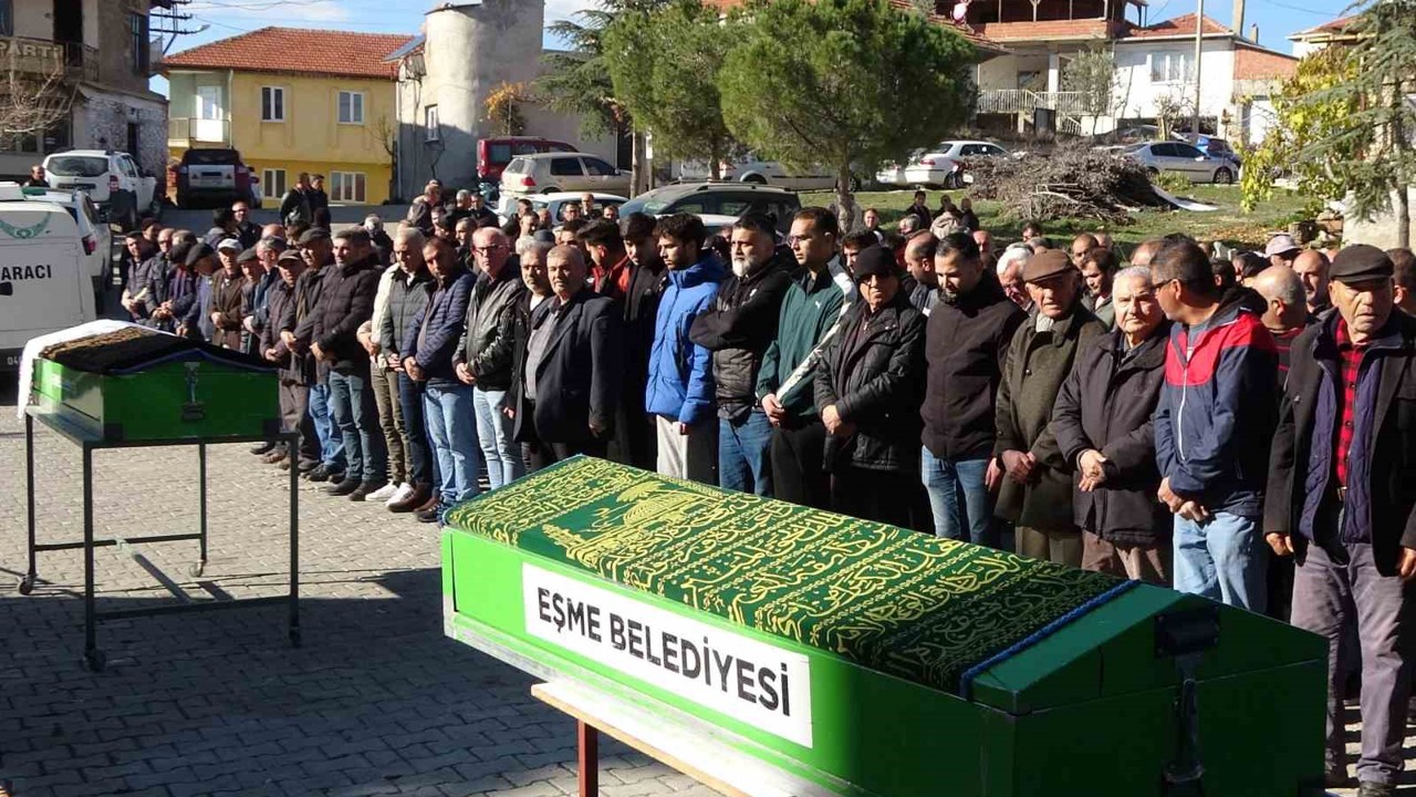 Uşak’ta kazada hayatını kaybeden Dulay çifti defnedildi
