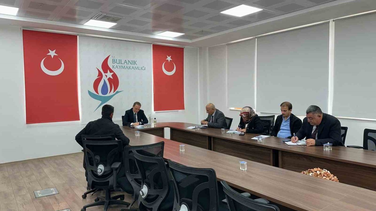 Bulanık’ta "Halk Günü" toplantısı yapıldı
