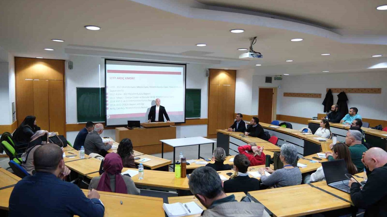 ASO Başkanı Ardıç: "İhracat; sadece ürün satmak değil, güven inşa etmektir"
