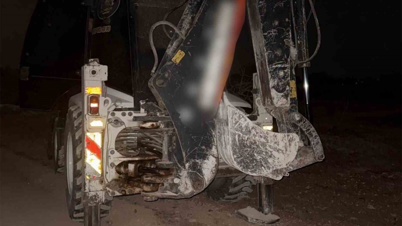 Gaziantep’te kaçak kazı yapan şahıslara jandarmadan suçüstü: 3 gözaltı
