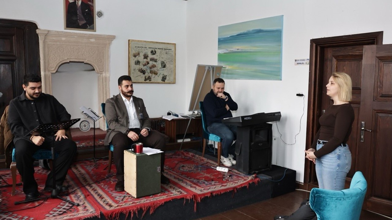 Kütahya’da ’Türk Halk Müziği Yetenek Sınavı’ düzenlendi
