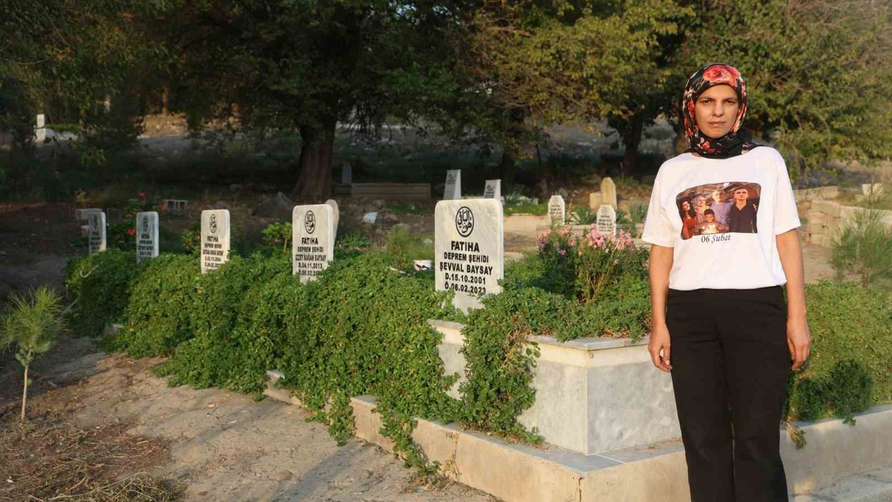 Enkaz altındaki kardeşiyle yaptığı konuşmayı unutamayan kadın, Yağmur Apartmanı’nda kaybettiği 13 yakını için adalet istiyor
