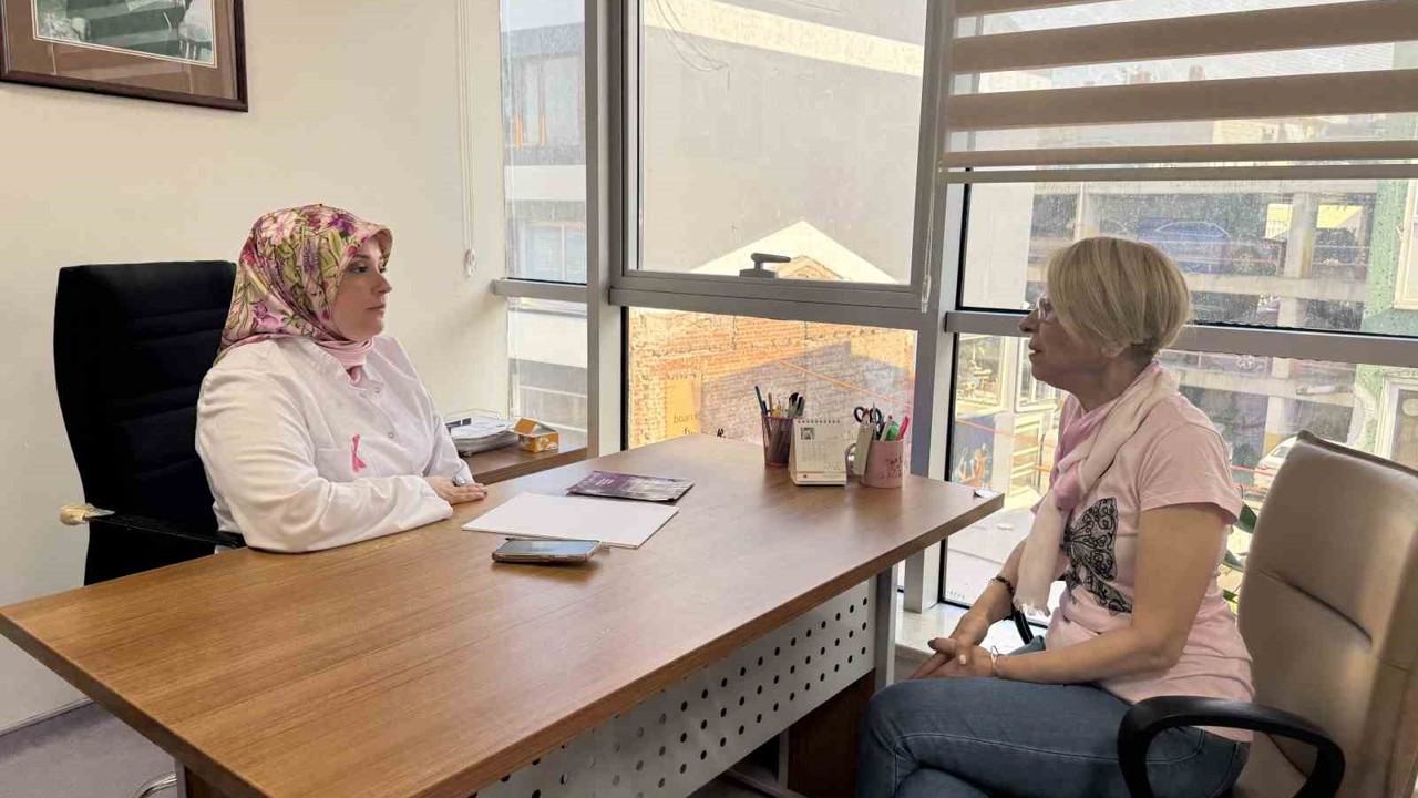 Asansörde okuduğu pano sonrası tarama yaptırdı: Meme kanseri 2’nci evrede tedavi edildi
