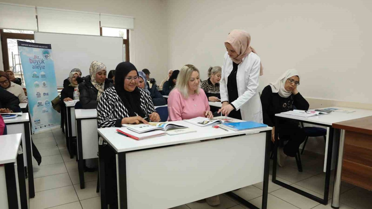 Kayseri Büyükşehir’den Türk Dili’ne güçlü katkı
