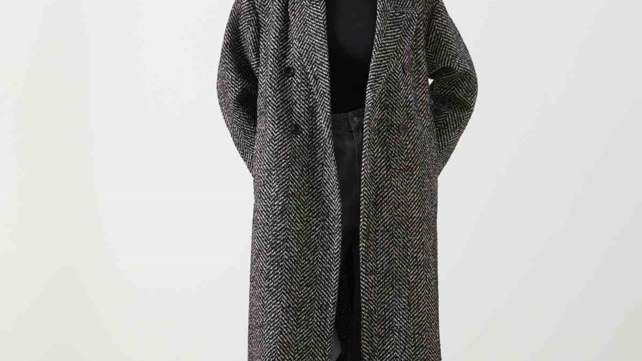 LC Waikiki, kabanlarda sonbahar ve kış trendlerini tüketicilere sundu
