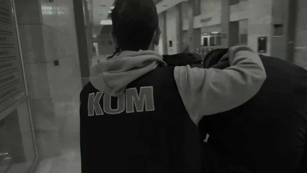 Antalya’da tehditle para istedikleri iş yerini kurşunlayan 3 şüpheli tutuklandı
