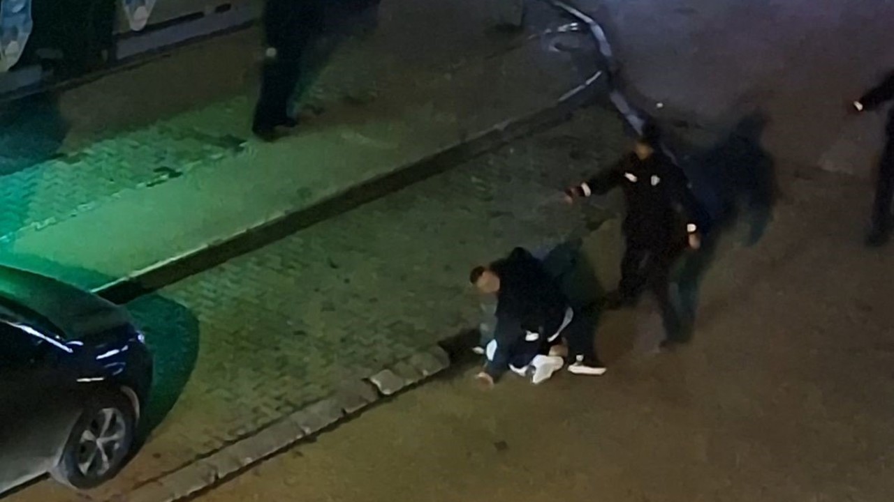 İki grubun kavgasını bekçiler biber gazıyla ayırdı
