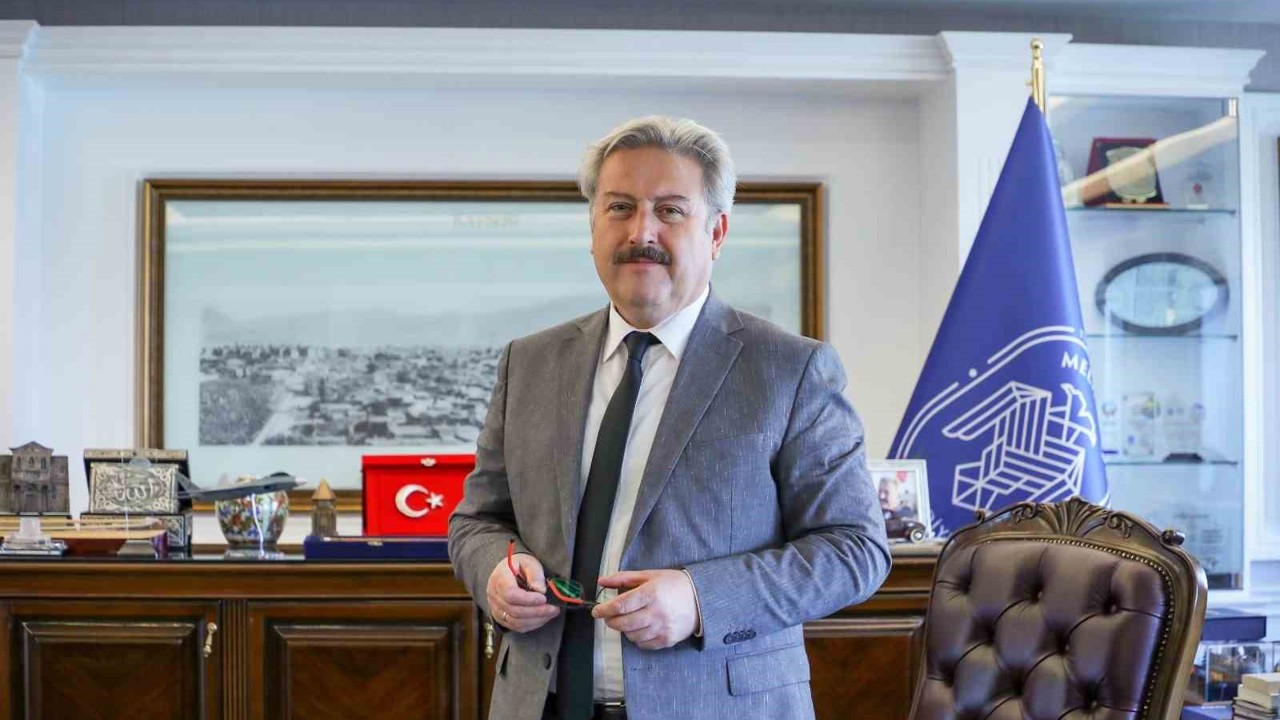 Melikgazi Whatsapp Hattı’na 2025 yılında on binlerce vatandaş ulaştı
