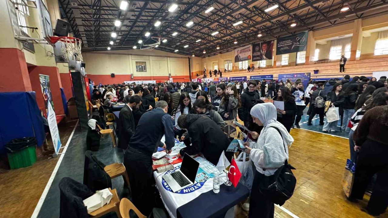 Aydın Yükseköğretim Tanıtım Günleri yoğun katılımla başladı

