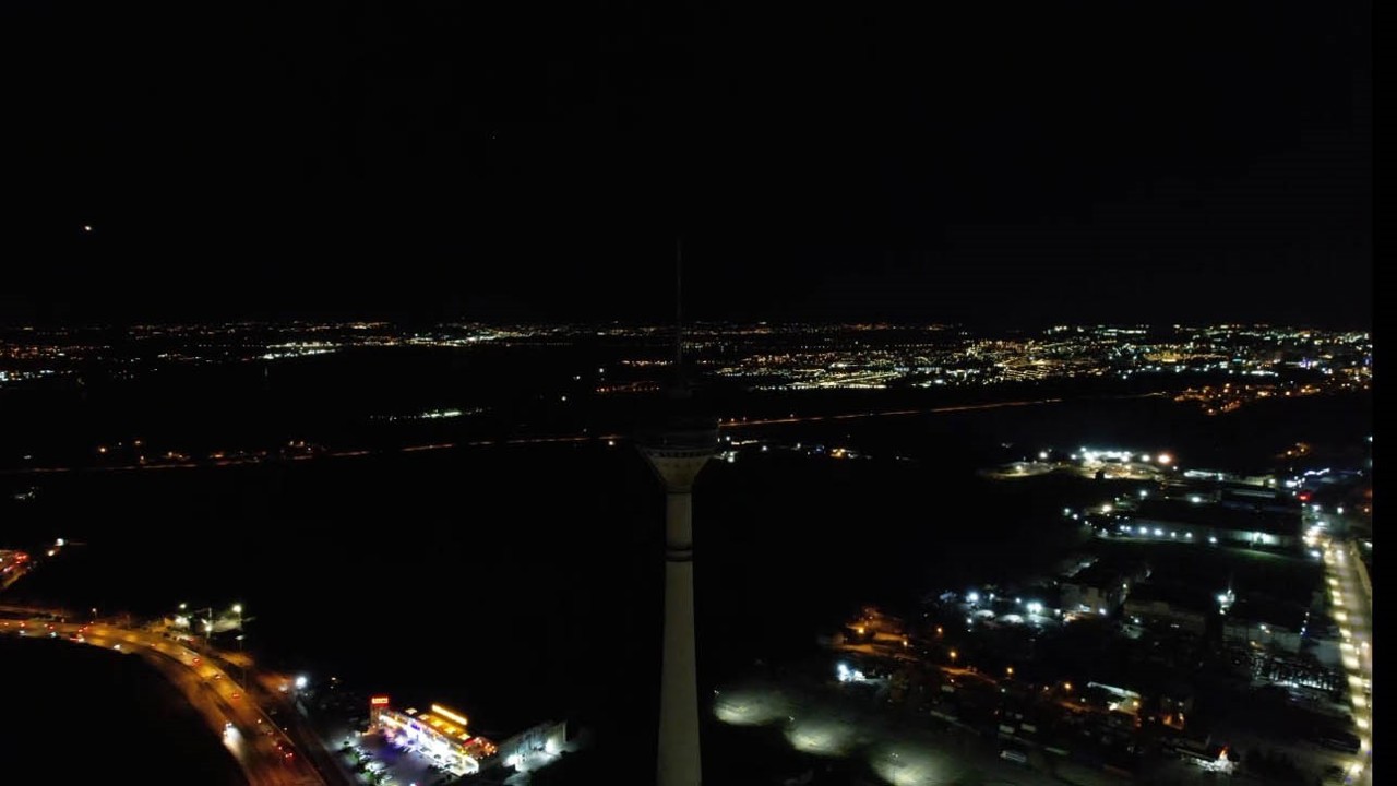 Büyükçekmece Televizyon Kulesi hava trafiği için tehlike saçıyor
