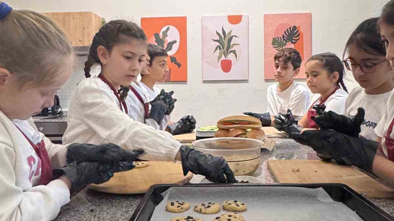 Kartepe’deki ilkokulda "Türkiye Yüzyılı Maarif Modeli" ile çok yönlü eğitim
