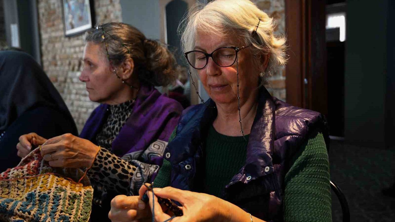 Muratpaşa Çifte Kuyular Yaşlı Evi’nden minikleri ısıtan proje
