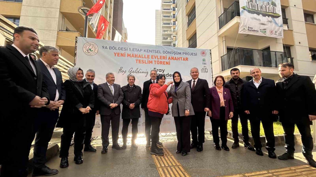Gaziosmanpaşa’daki Yeni Mahalle Evleri Konutları sahiplerine teslim edildi
