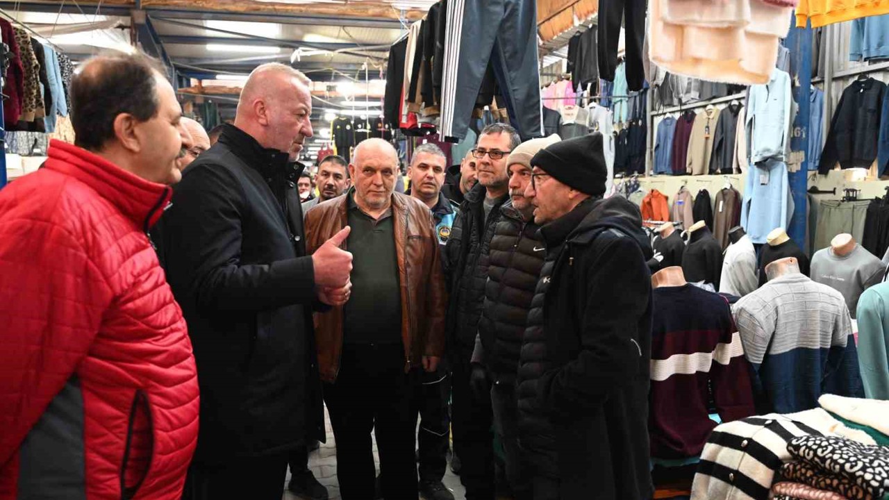 Karacabey’de belediyecilik sahada yapılıyor
