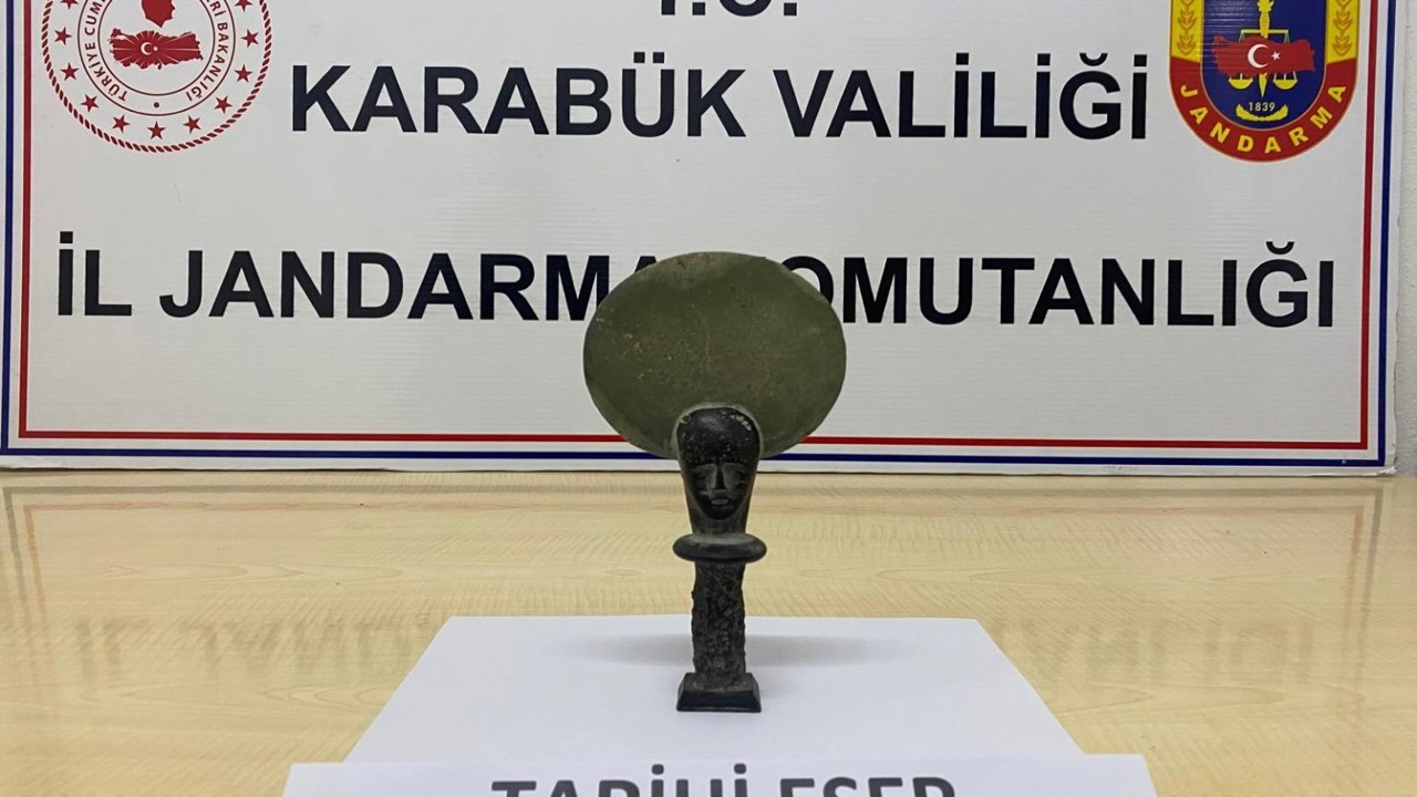 Karabük’te Antik Mısır dönemine ait heykel ele geçirildi
