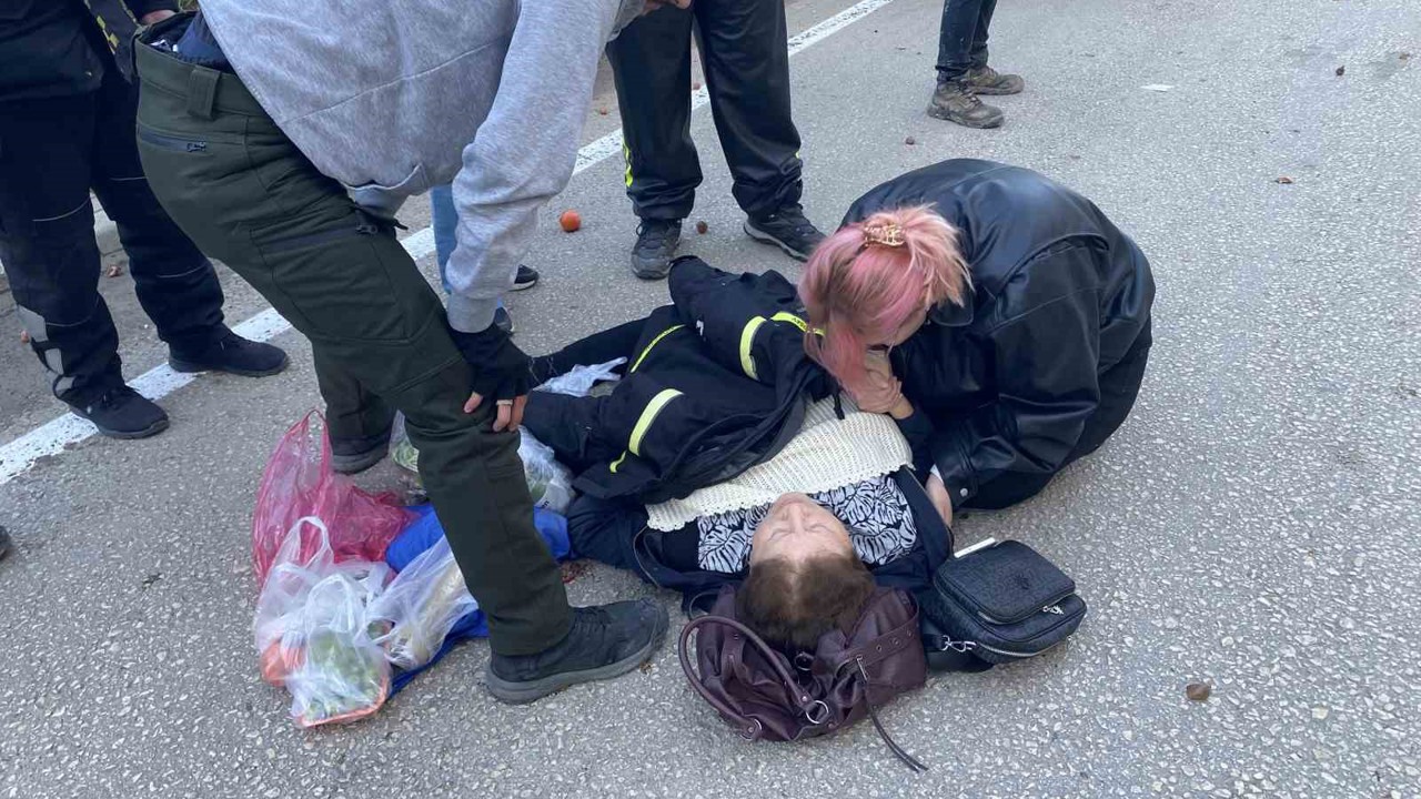 Motosikletin çarptığı kadın yaralandı
