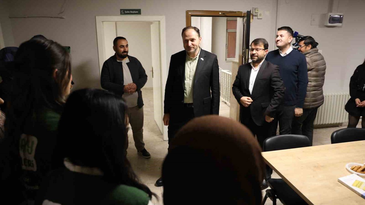 Yeşilay Genel Başkanı Dinç: "Bağımlılıkla mücadelede en önemli tedavi yöntemi zorunlu tedavidir"
