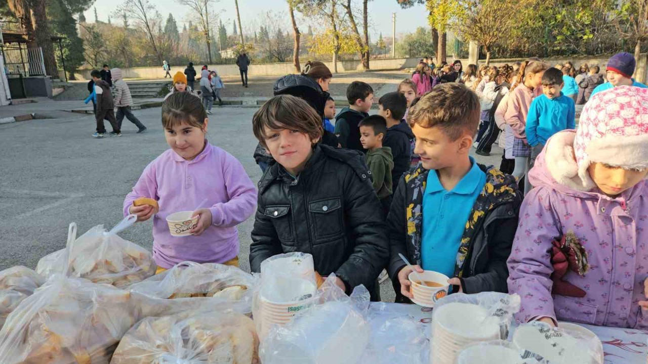 Sındırgı’da "Yerli Malı Haftası" tarhana ve keşkekle şenlendi
