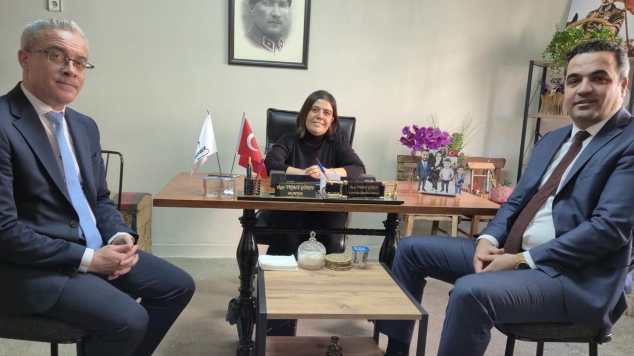 Kaymakam Dalak’tan kadın muhtara teşekkür
