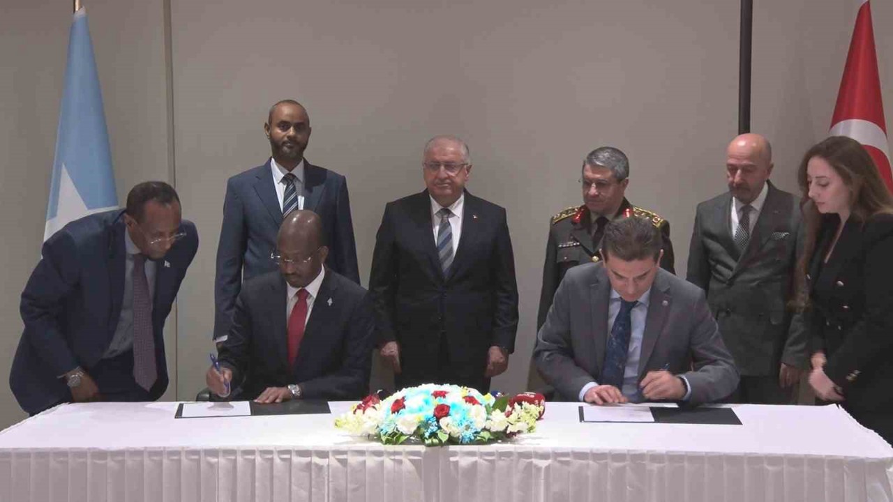 OYAK ile Somali Balıkçılık ve Mavi Ekonomi Bakanlığı arasında ’Stratejik İşbirliği ve Hizmet Anlaşması’ imzalandı
