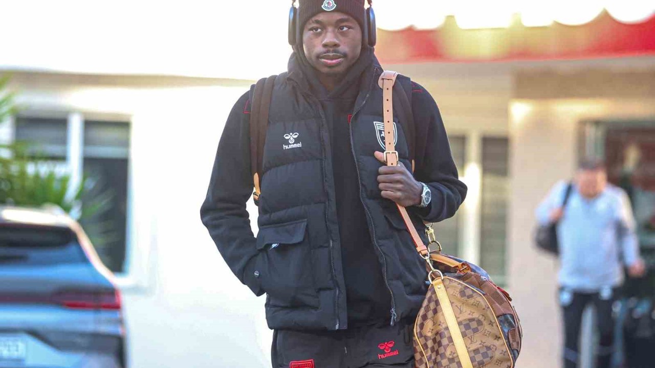 Samsunspor, UEFA Konferans Ligi’nde ilk 8 için Almanya’ya uçtu
