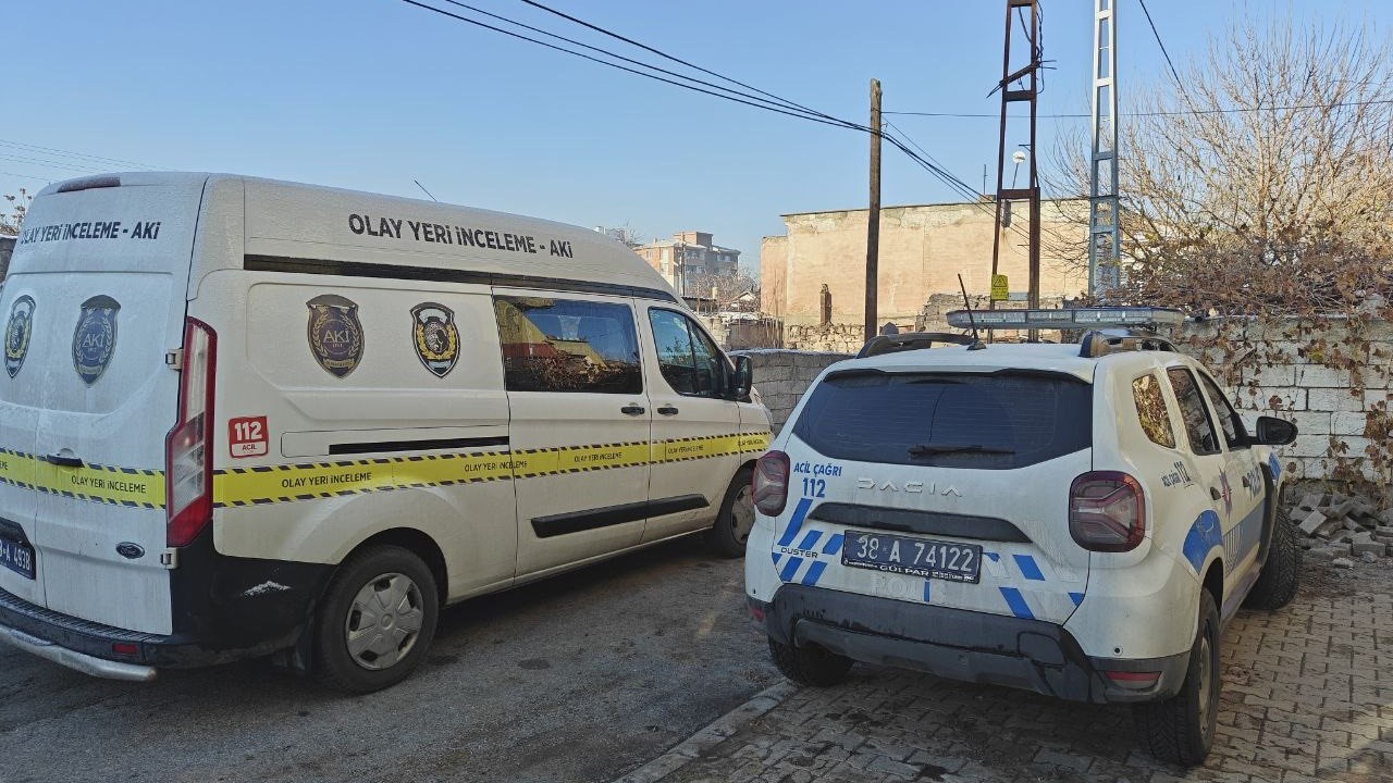 2 gündür haber alınamayan kadın evinde ölü bulundu
