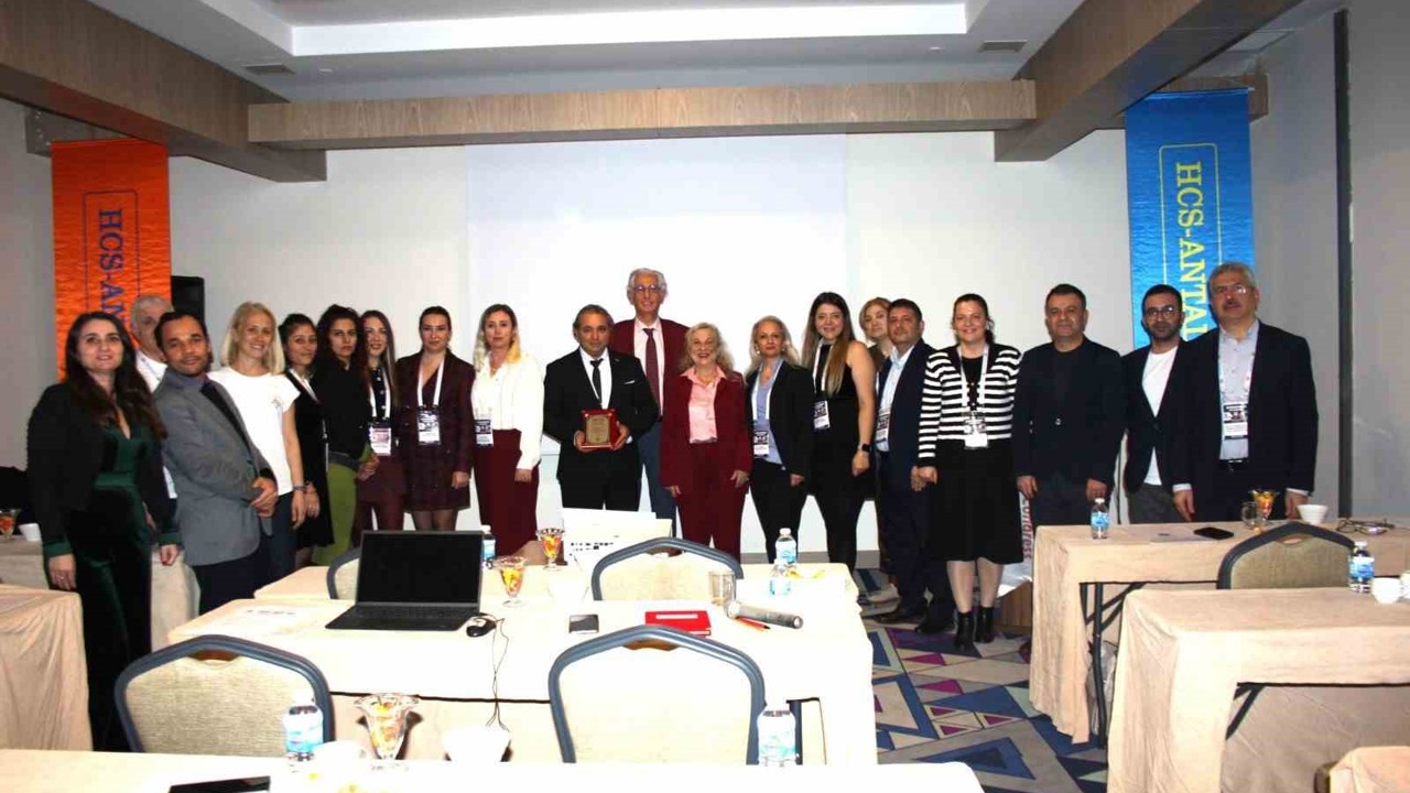 Acil tıp eğitiminde dijitalleşme çalışmasına uluslararası kongrede ödül
