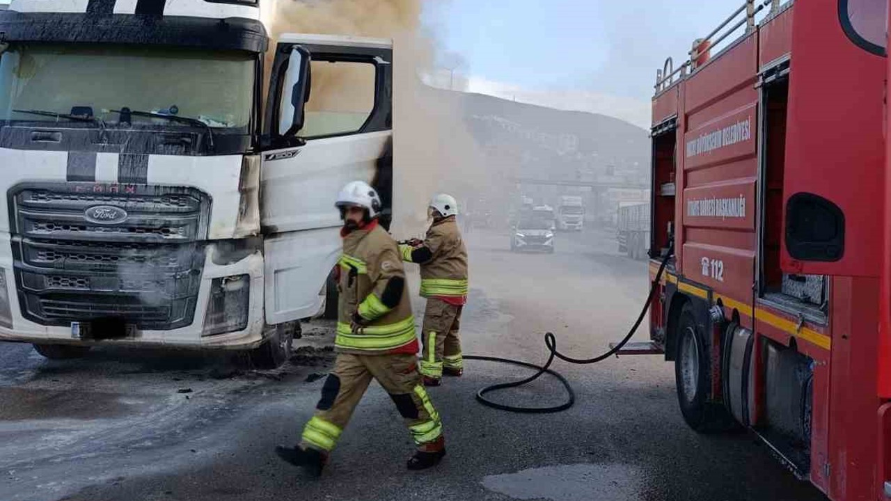 Belen’de tır yangını
